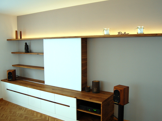11treedesigns - TV Wand