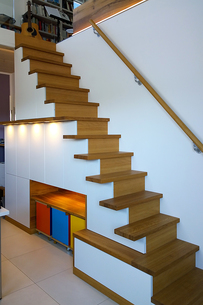 11treedesigns - Treppenschrank